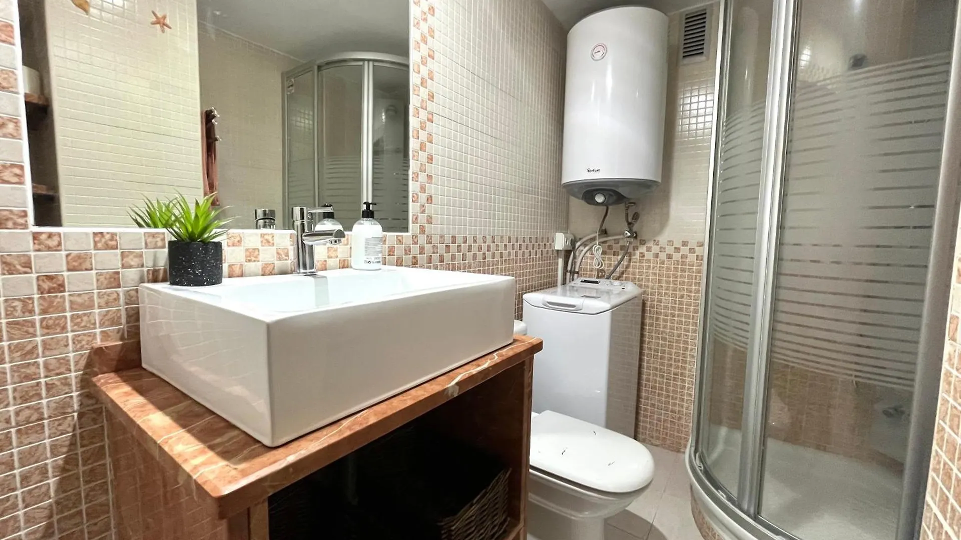 Apartment'Sweet Home' Almunecar 0*,  Spain